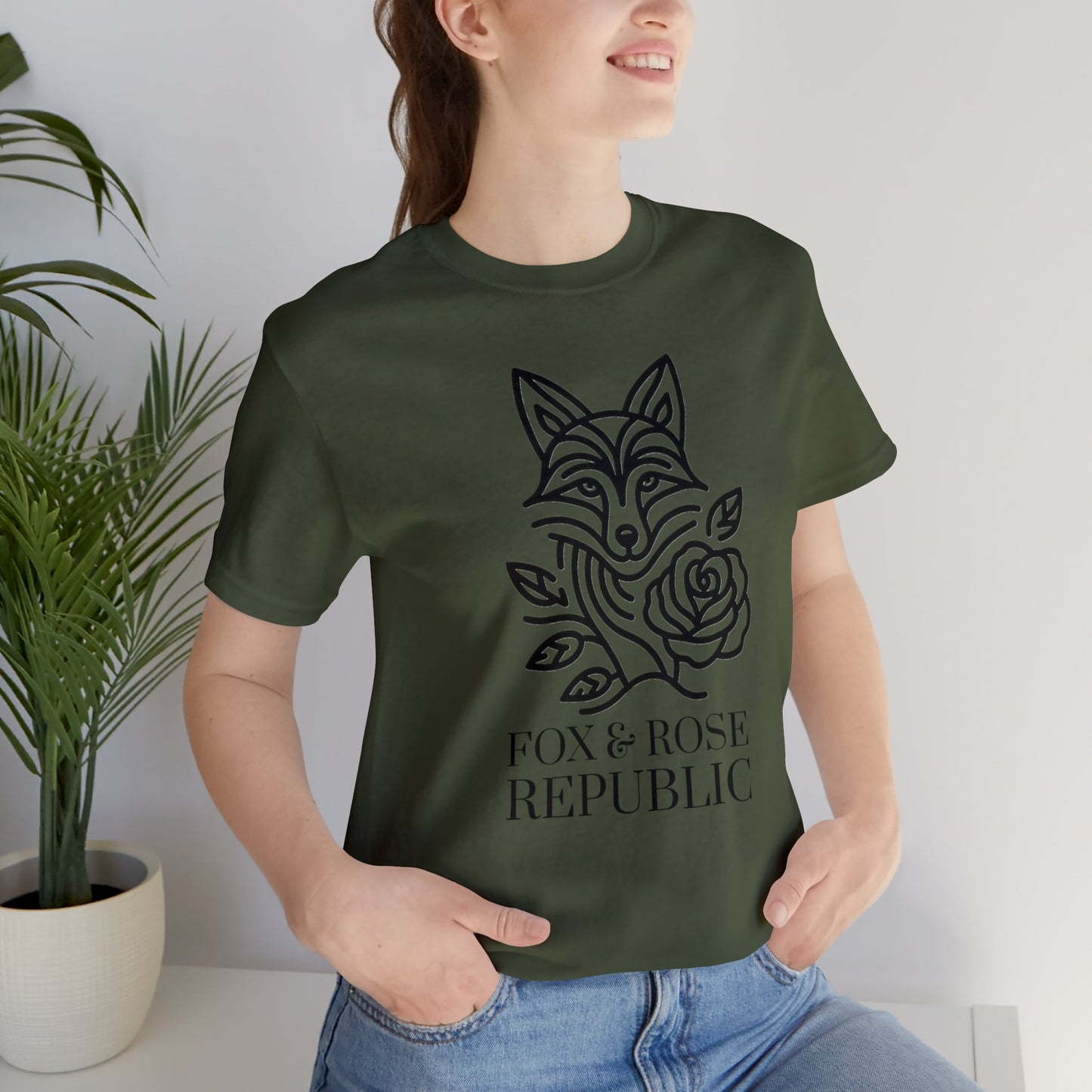 Fox & Rose Republic Ebony Fox Unisex Jersey Short Sleeve Tee